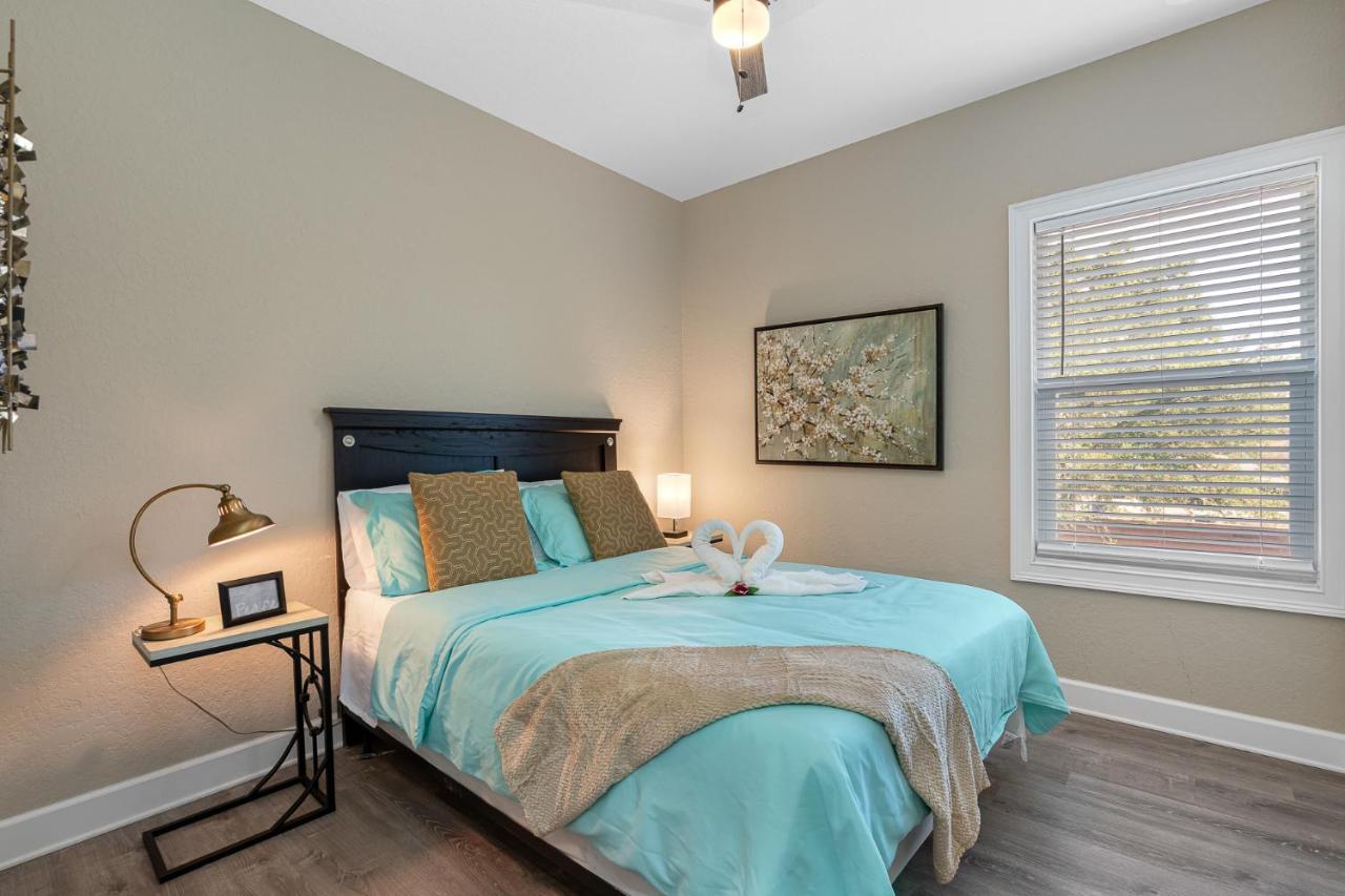 Cozy And Spacious 4Br House With Pool In タンパ エクステリア 写真