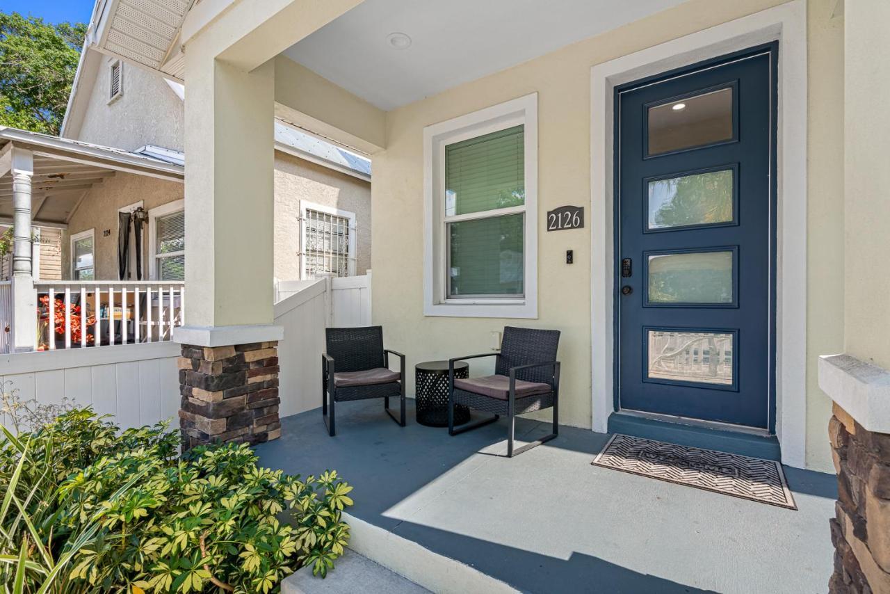 Cozy And Spacious 4Br House With Pool In タンパ エクステリア 写真