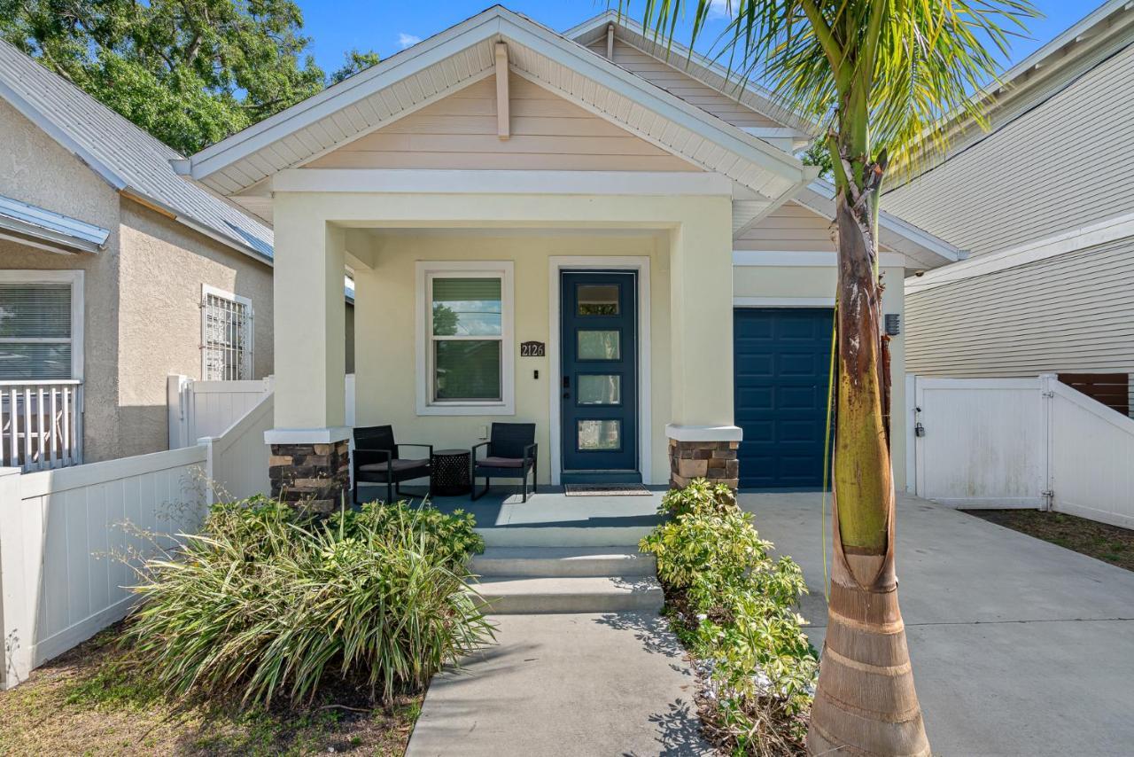 Cozy And Spacious 4Br House With Pool In タンパ エクステリア 写真